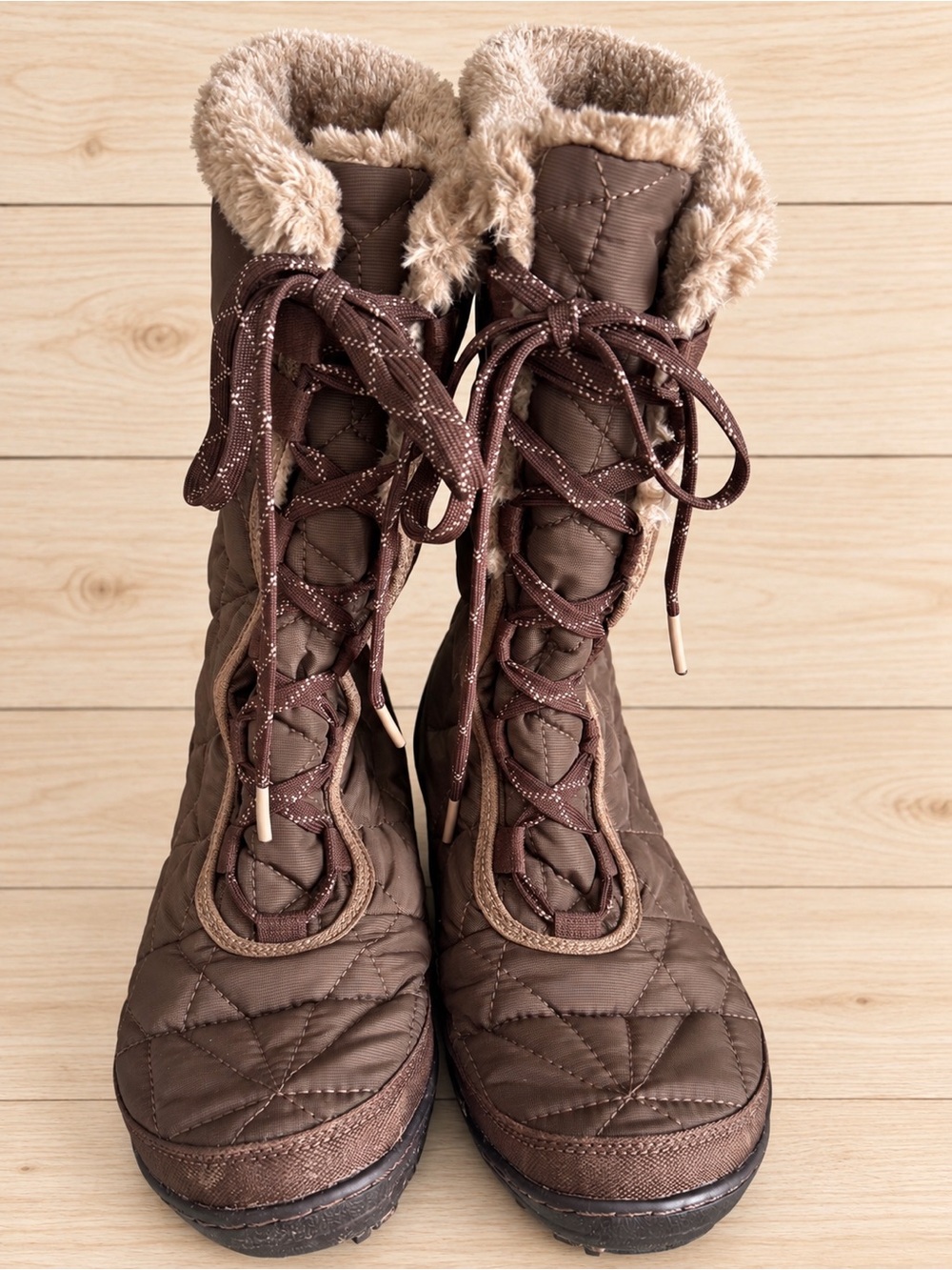 Columbia Women's Brown Quilted Lace-Up Winter Boots with Faux-Fur Cuff